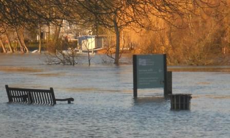 Flooded bench Henley RRM